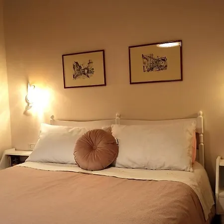 Apartment Dimora Rosantica *